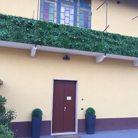Location Lory Hotel Busto Arsizio Exterior photo